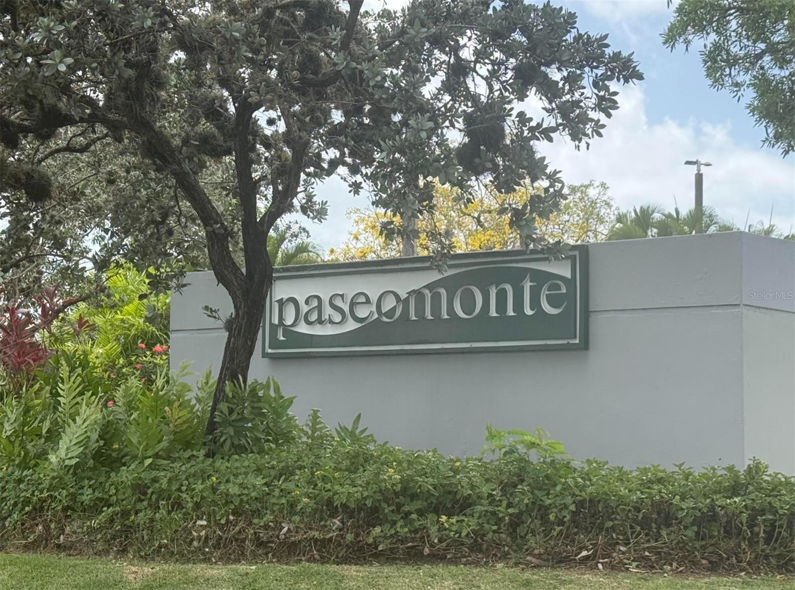 COND PASEOMONTE - Residential
