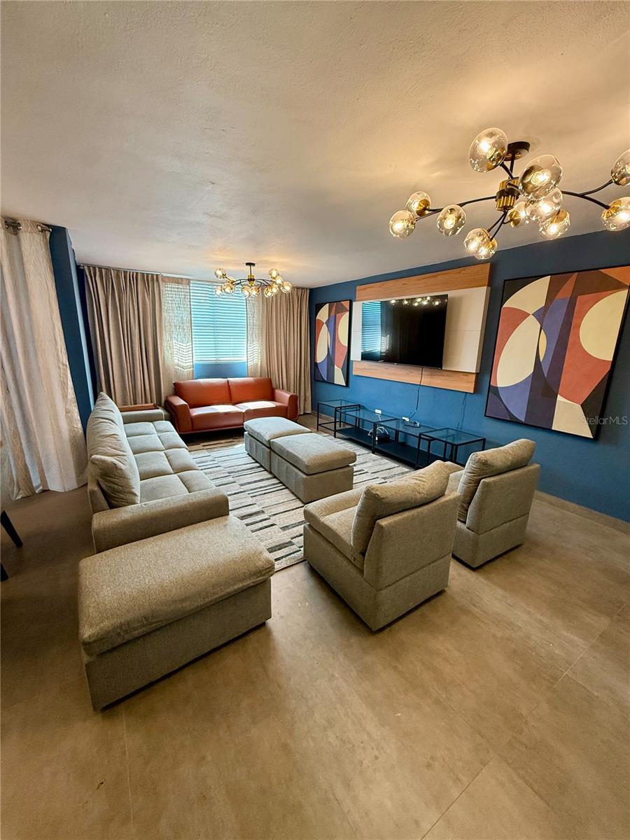 COND PASEOMONTE - Residential