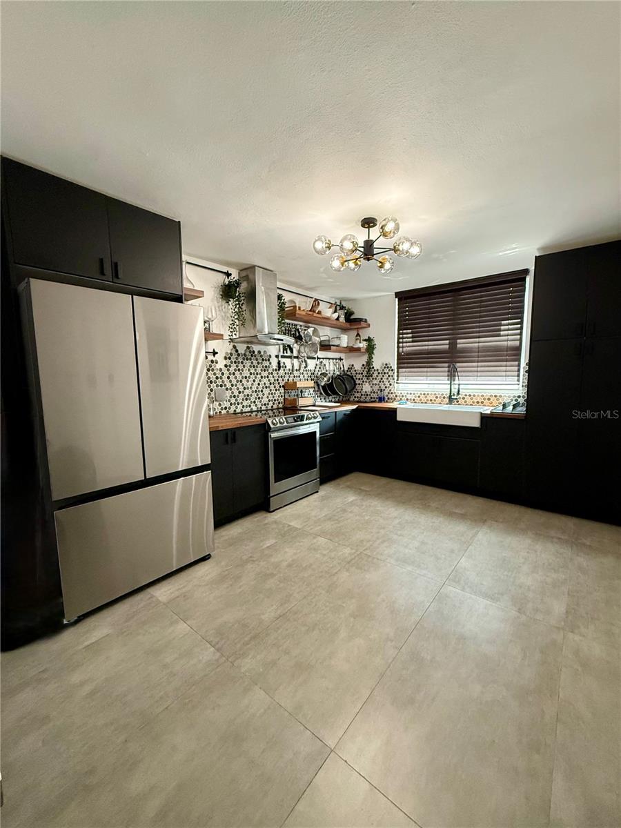 COND PASEOMONTE - Residential