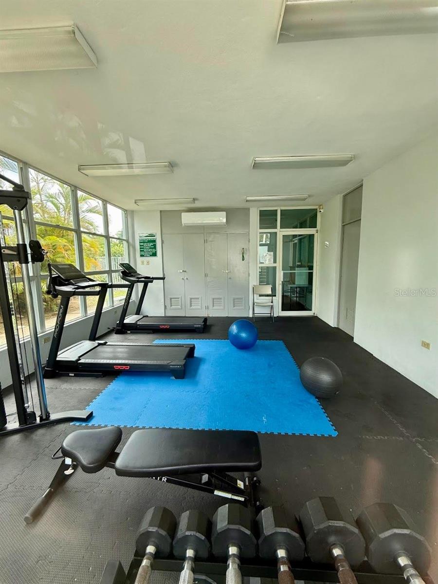 COND PASEOMONTE - Residential
