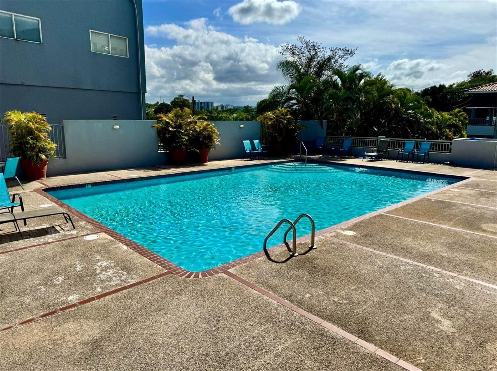 COND PASEOMONTE - Residential