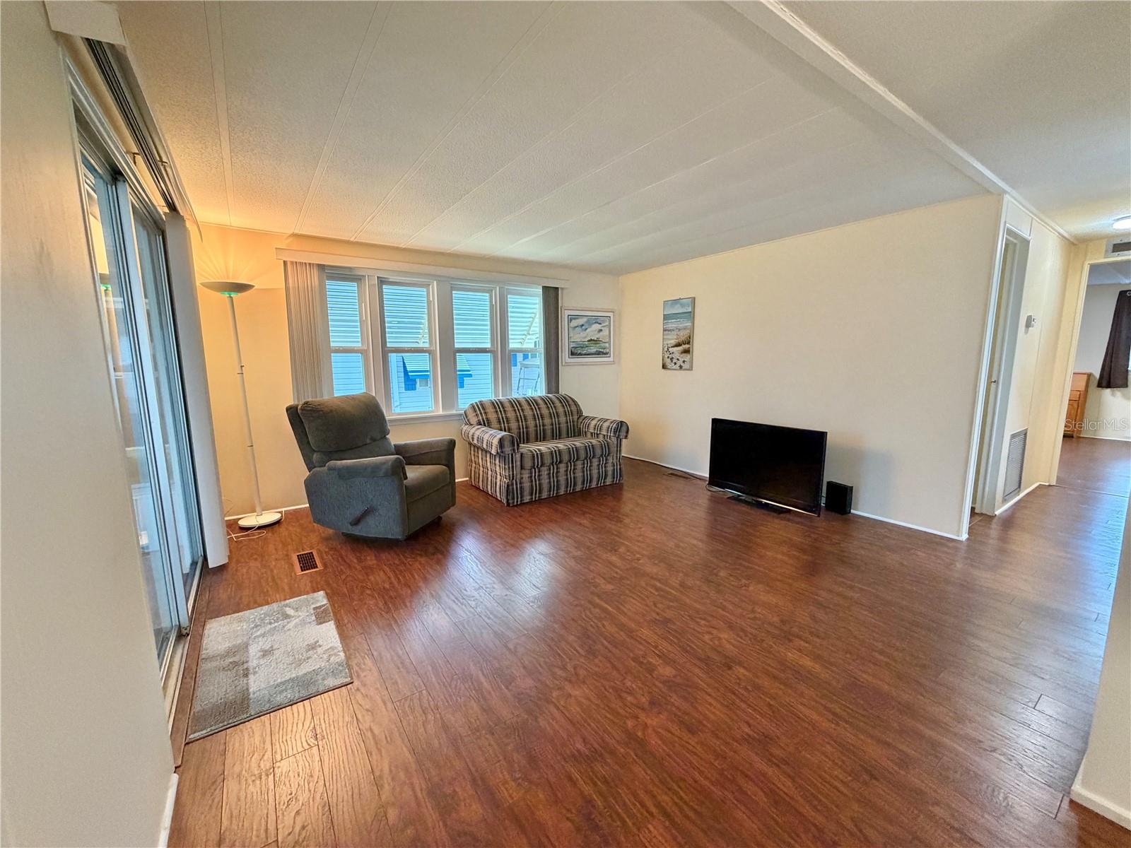 HAWTHORNE AT LEESBURG A COOP - Residential