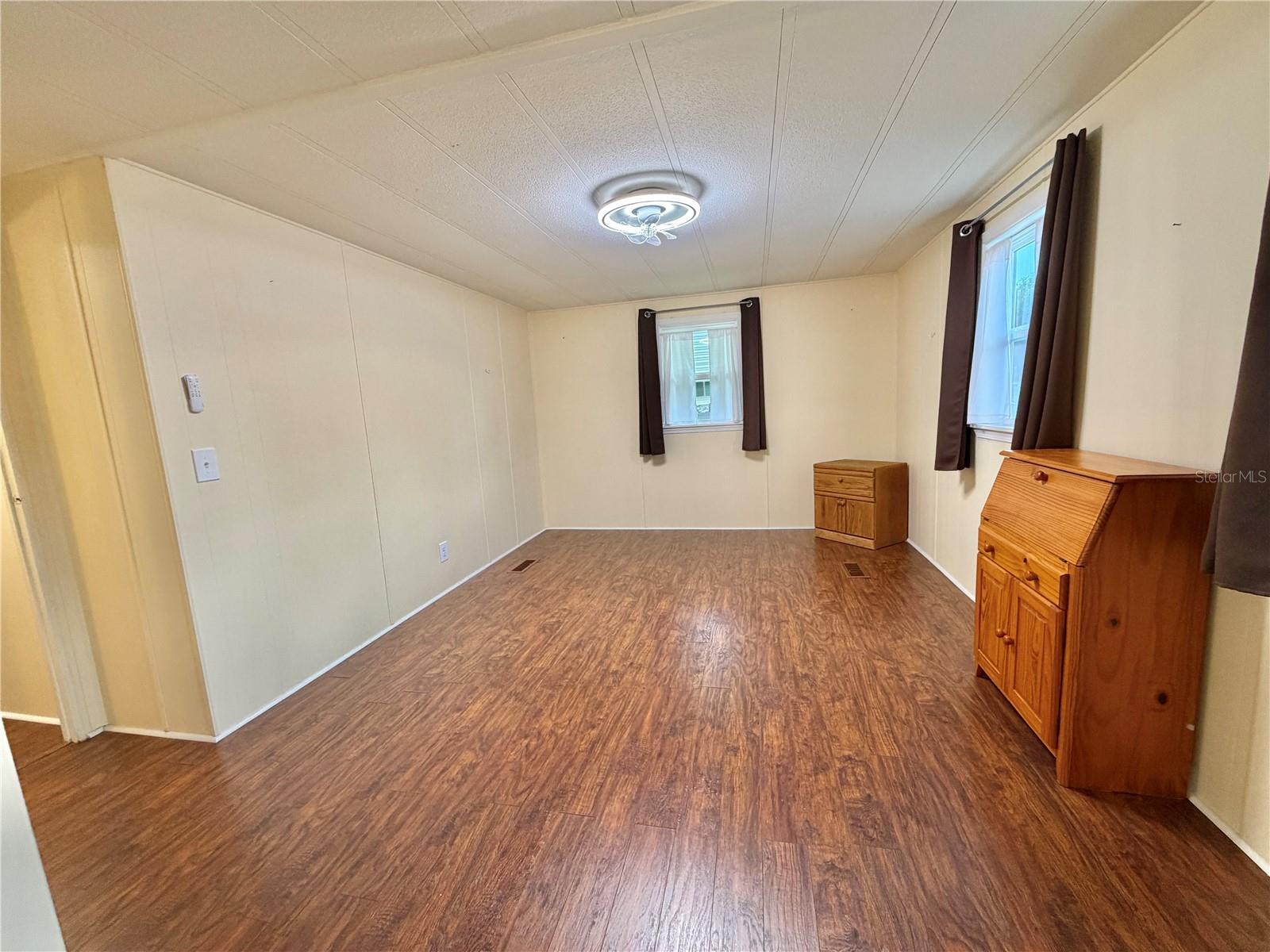 HAWTHORNE AT LEESBURG A COOP - Residential