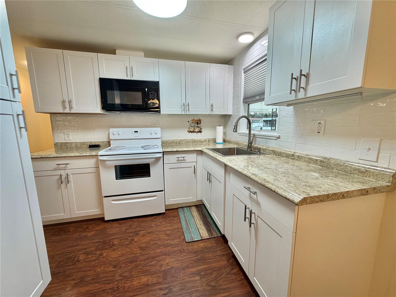 HAWTHORNE AT LEESBURG A COOP - Residential