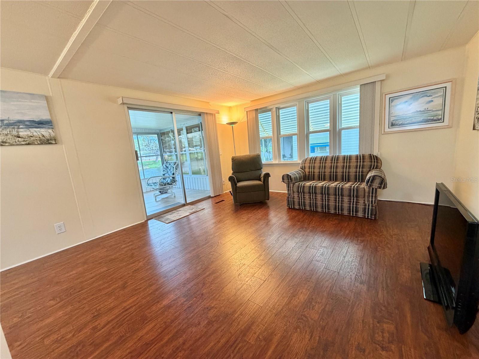 HAWTHORNE AT LEESBURG A COOP - Residential