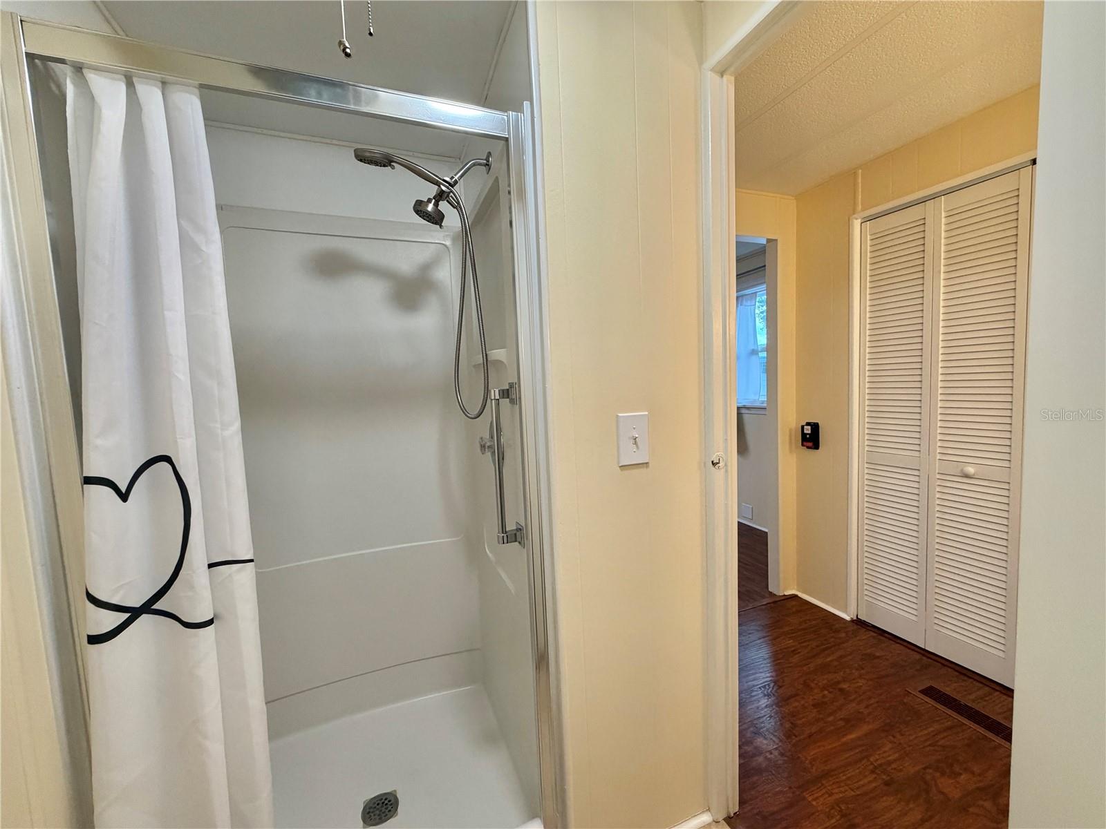 HAWTHORNE AT LEESBURG A COOP - Residential