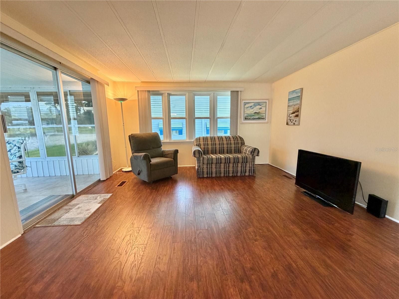 HAWTHORNE AT LEESBURG A COOP - Residential
