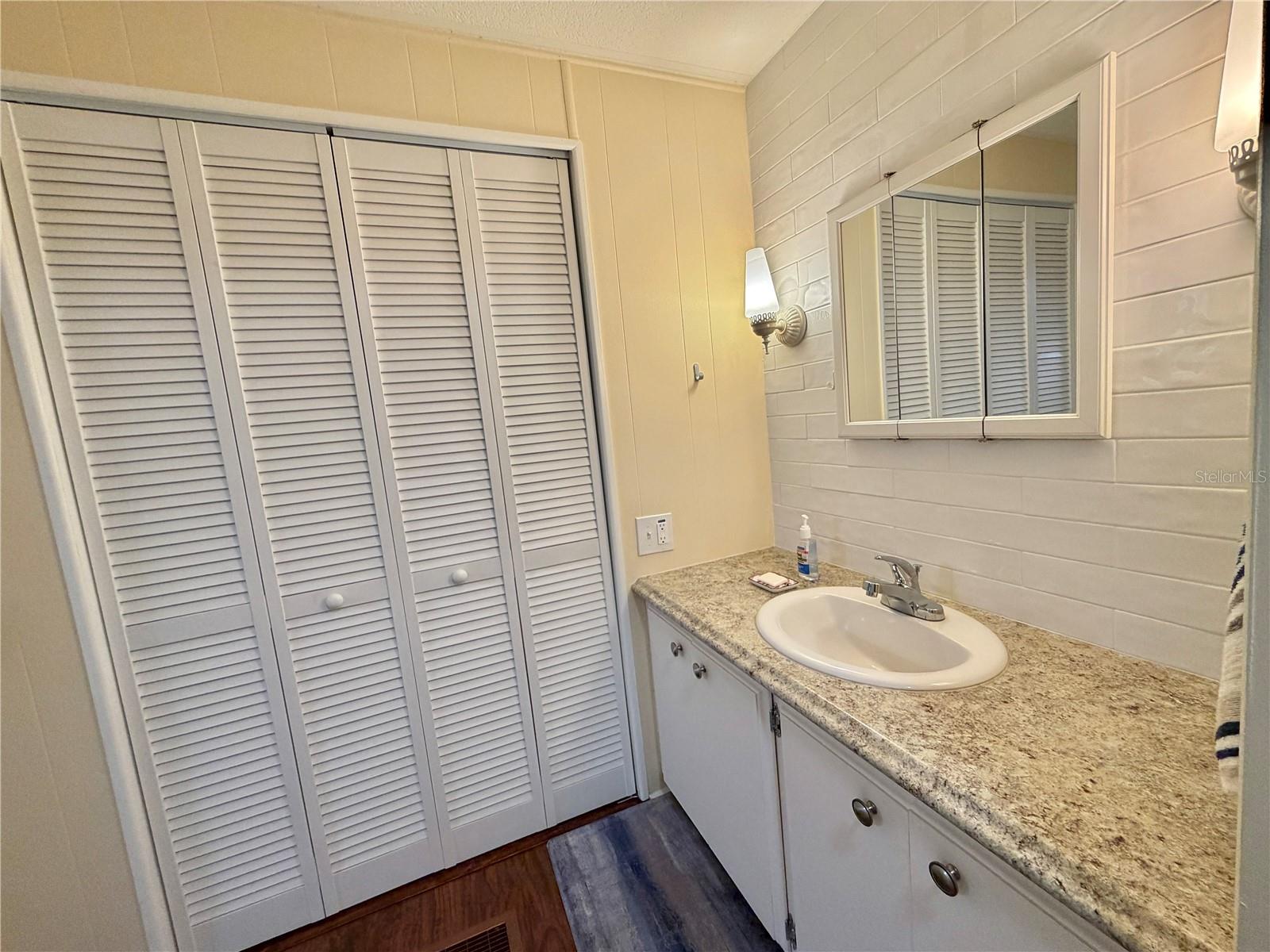 HAWTHORNE AT LEESBURG A COOP - Residential