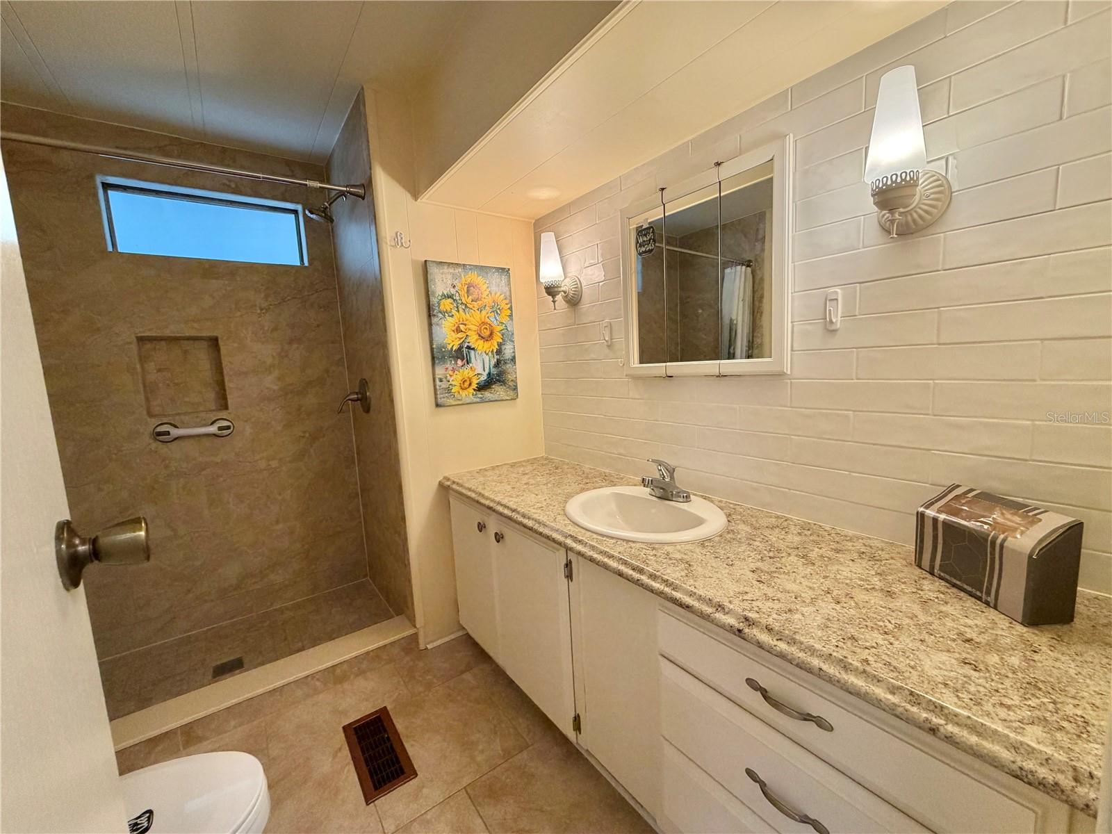 HAWTHORNE AT LEESBURG A COOP - Residential