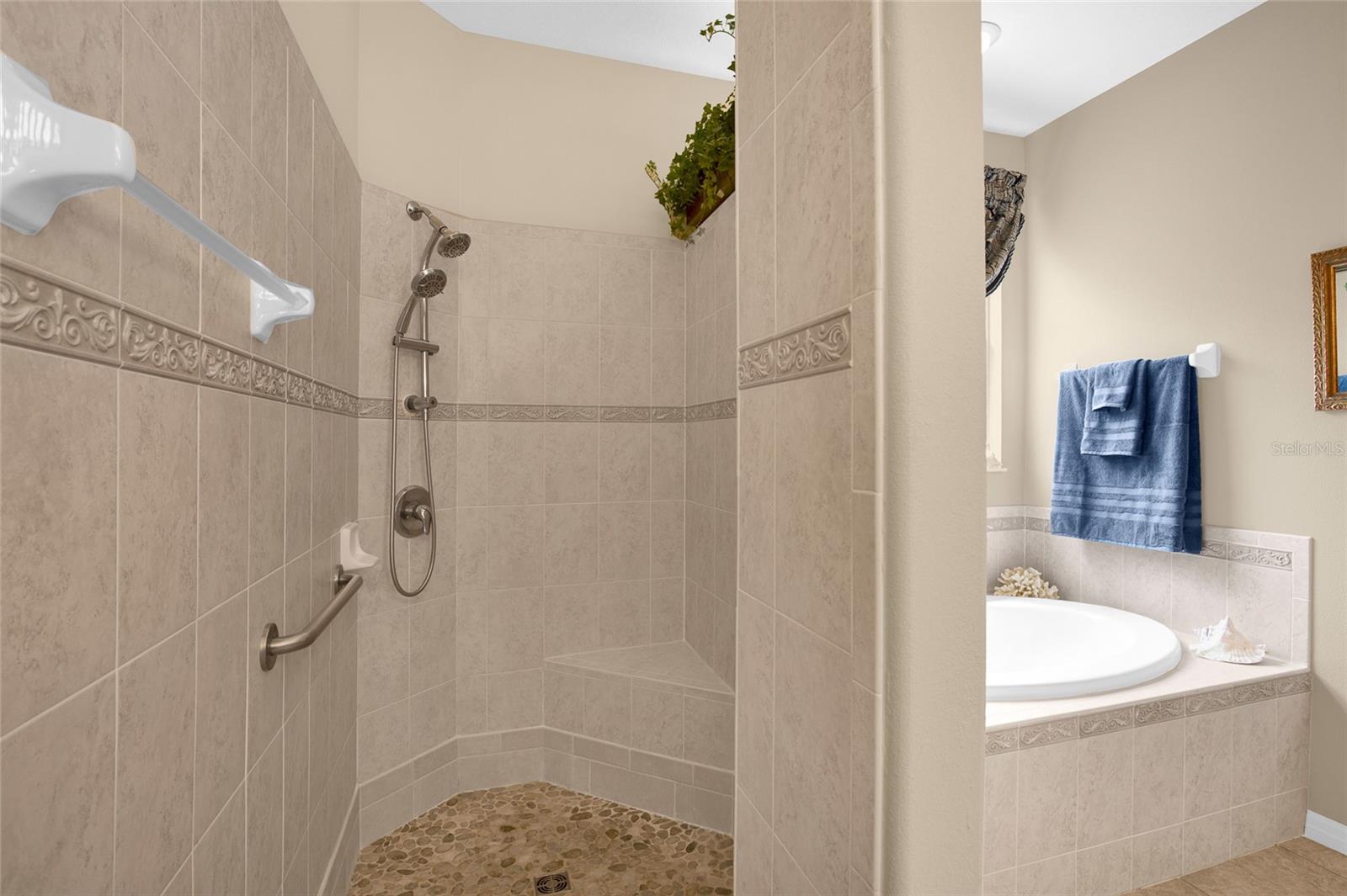 SUMMERGLEN PH 6A - Residential