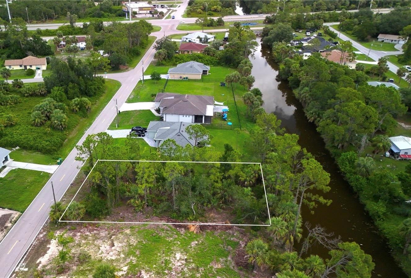 PORT CHARLOTTE SEC 033 - Land