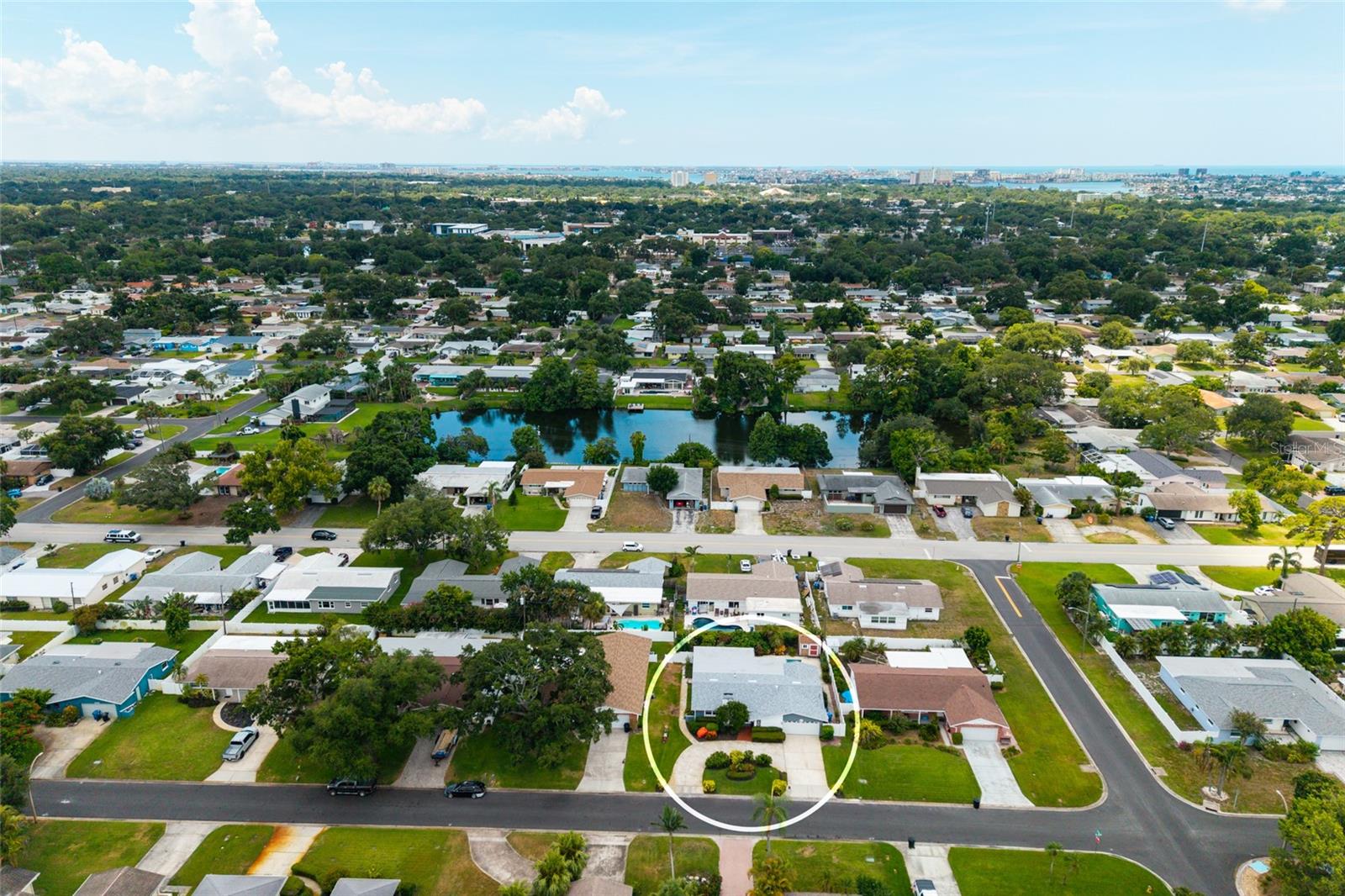 CROSSROADS ESTATES 1ST ADD - Residential
