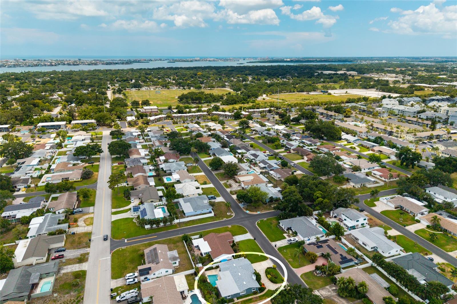 CROSSROADS ESTATES 1ST ADD - Residential