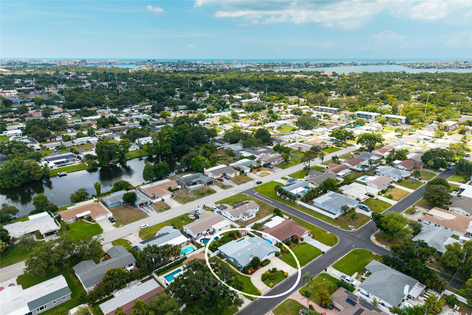 CROSSROADS ESTATES 1ST ADD - Residential