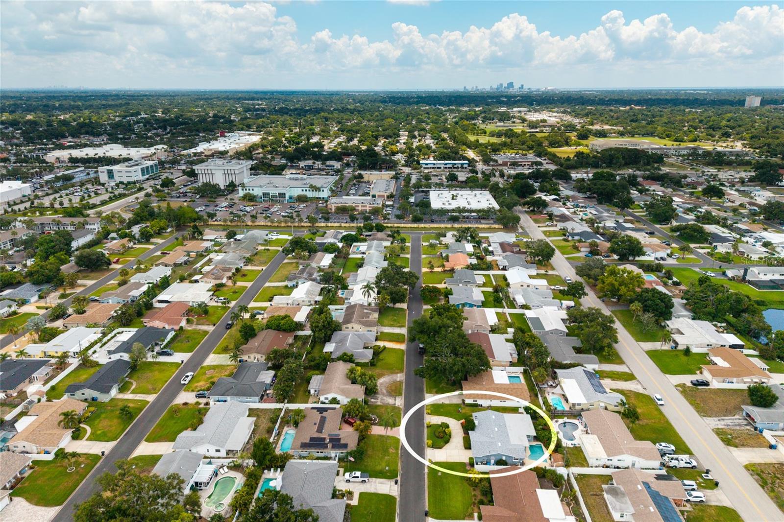 CROSSROADS ESTATES 1ST ADD - Residential