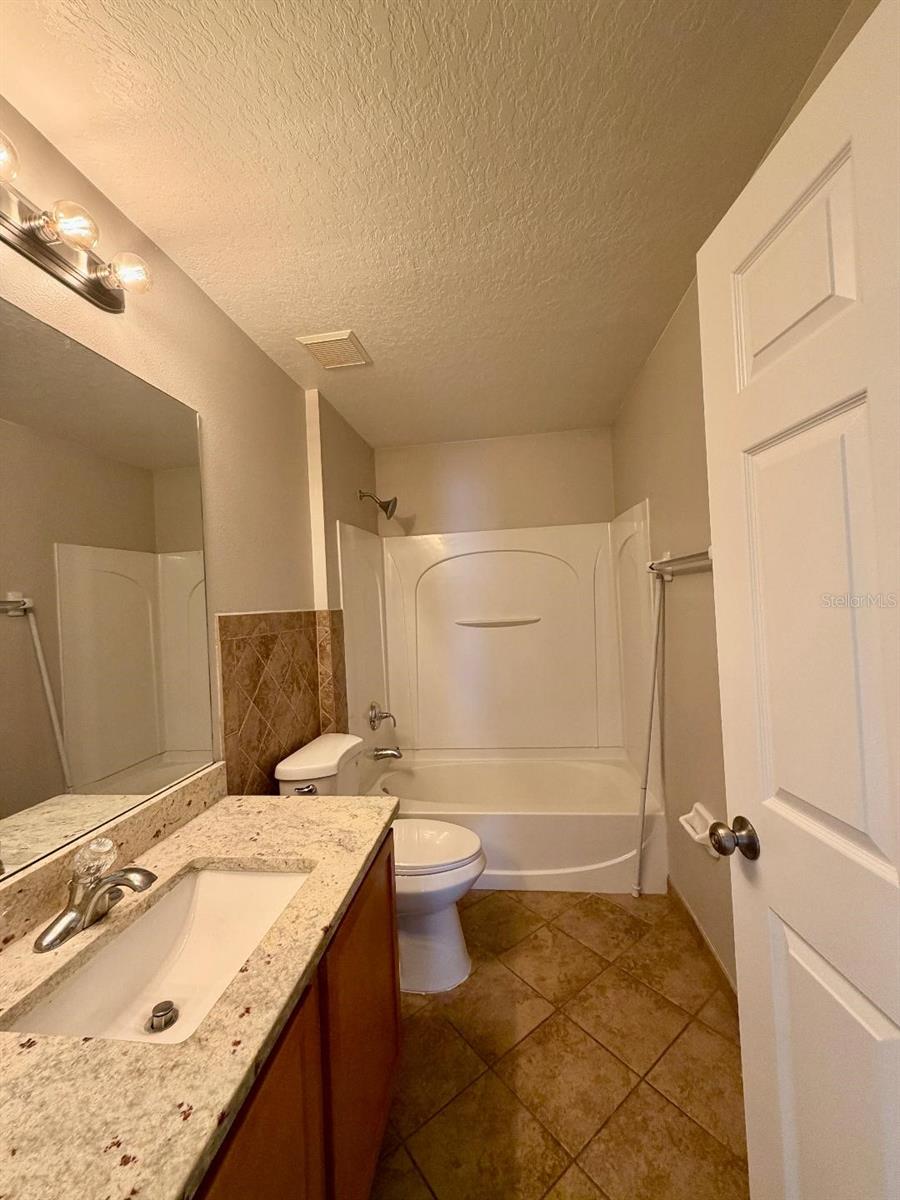 DELTONA LAKES UNIT 44 - Residential Lease