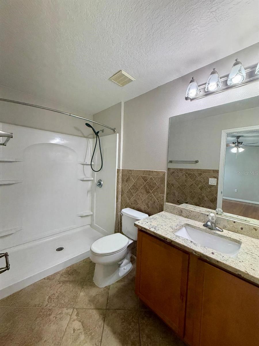DELTONA LAKES UNIT 44 - Residential Lease