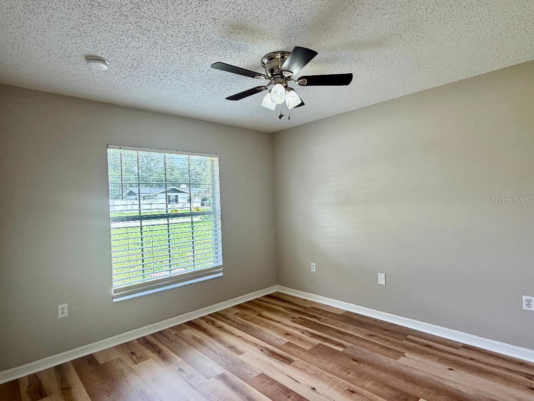 DELTONA LAKES UNIT 44 - Residential Lease