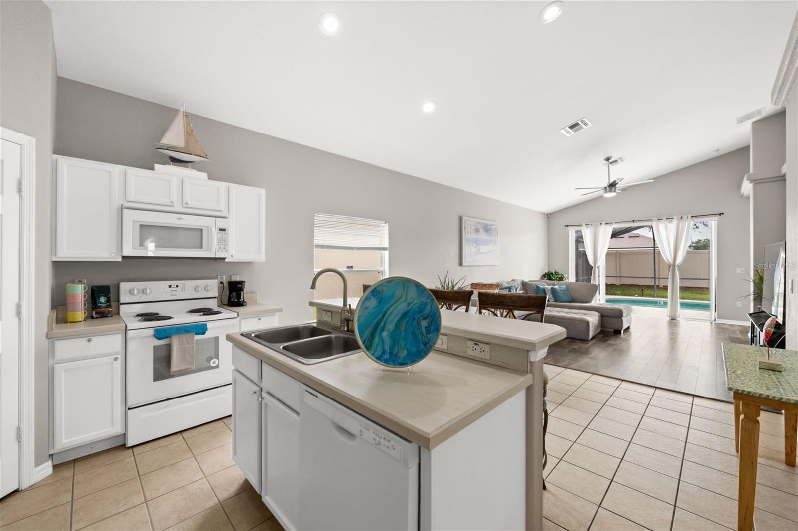 MARBELLA AT DAVENPORT - Residential