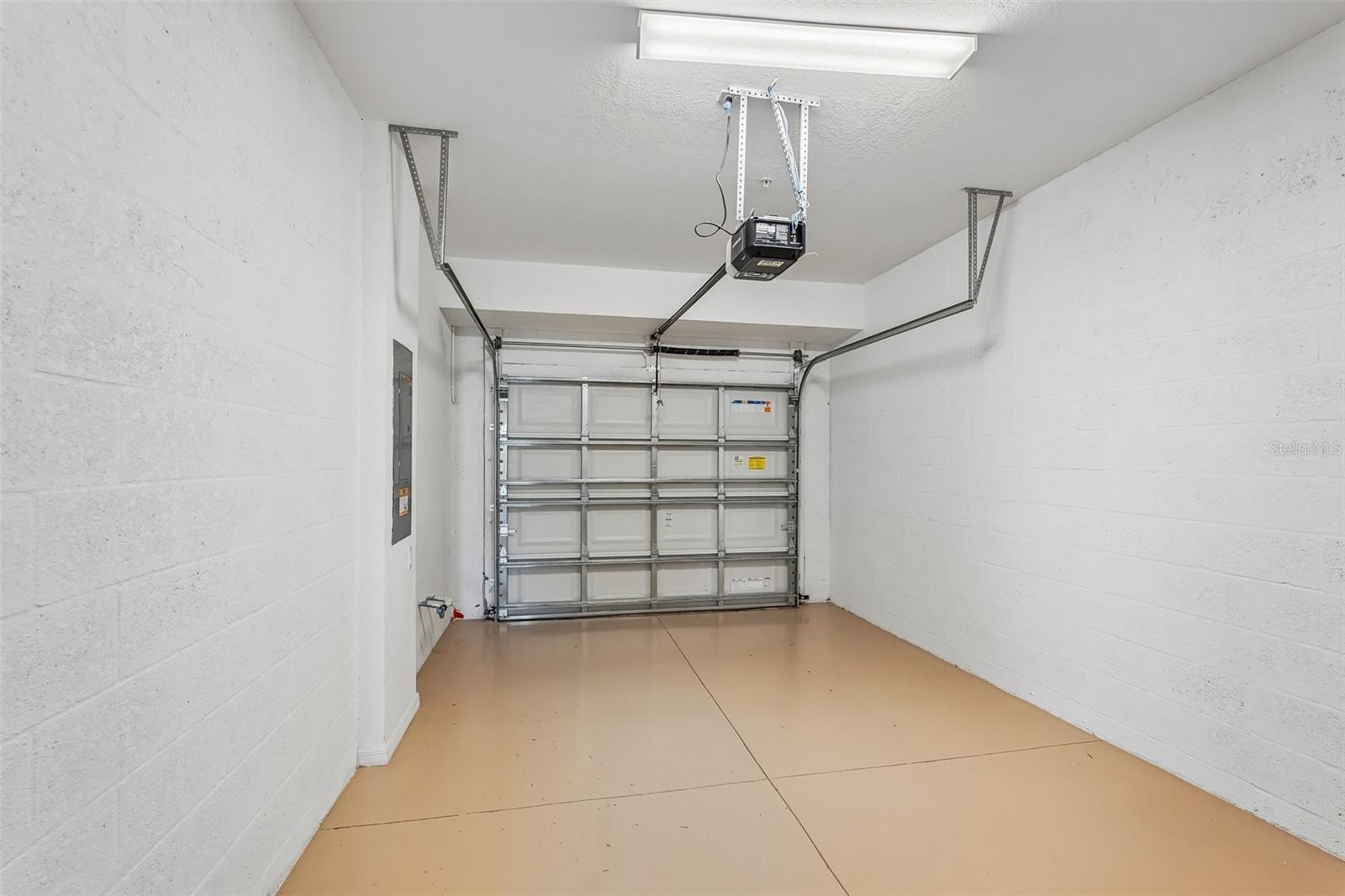 GRAN PARADISO TWNHMS 1B - Residential