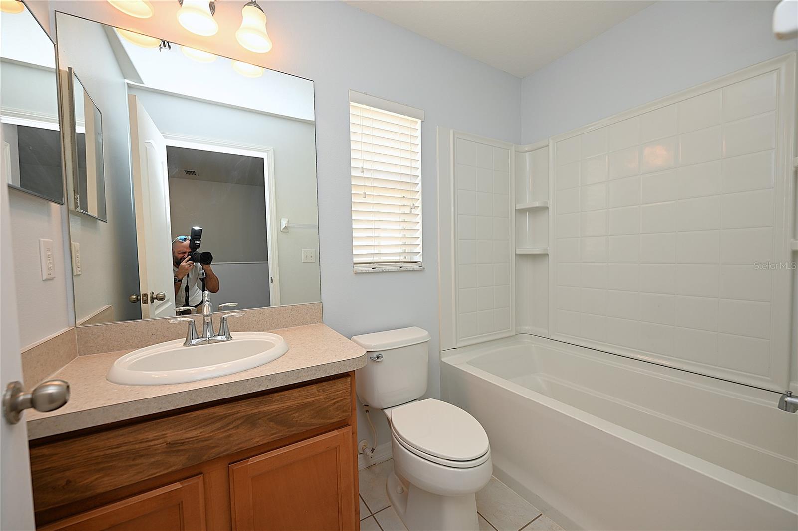 AUTUMNWOOD GROVE - Residential Lease