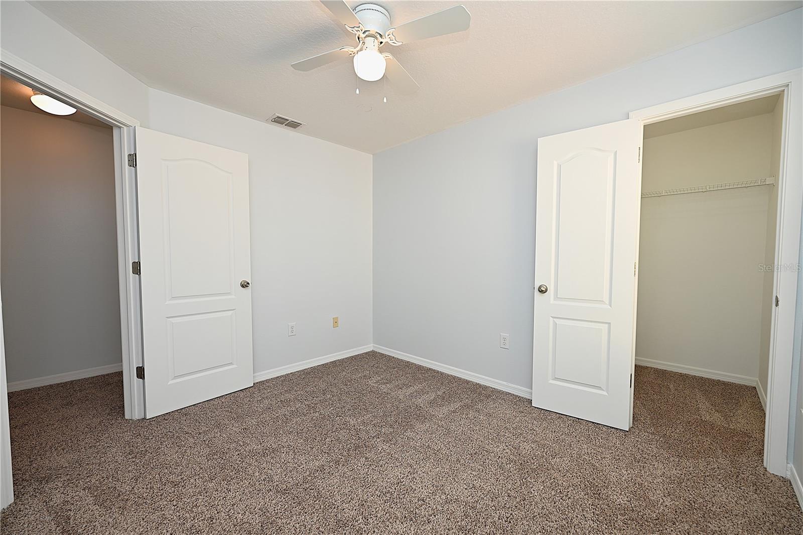 AUTUMNWOOD GROVE - Residential Lease