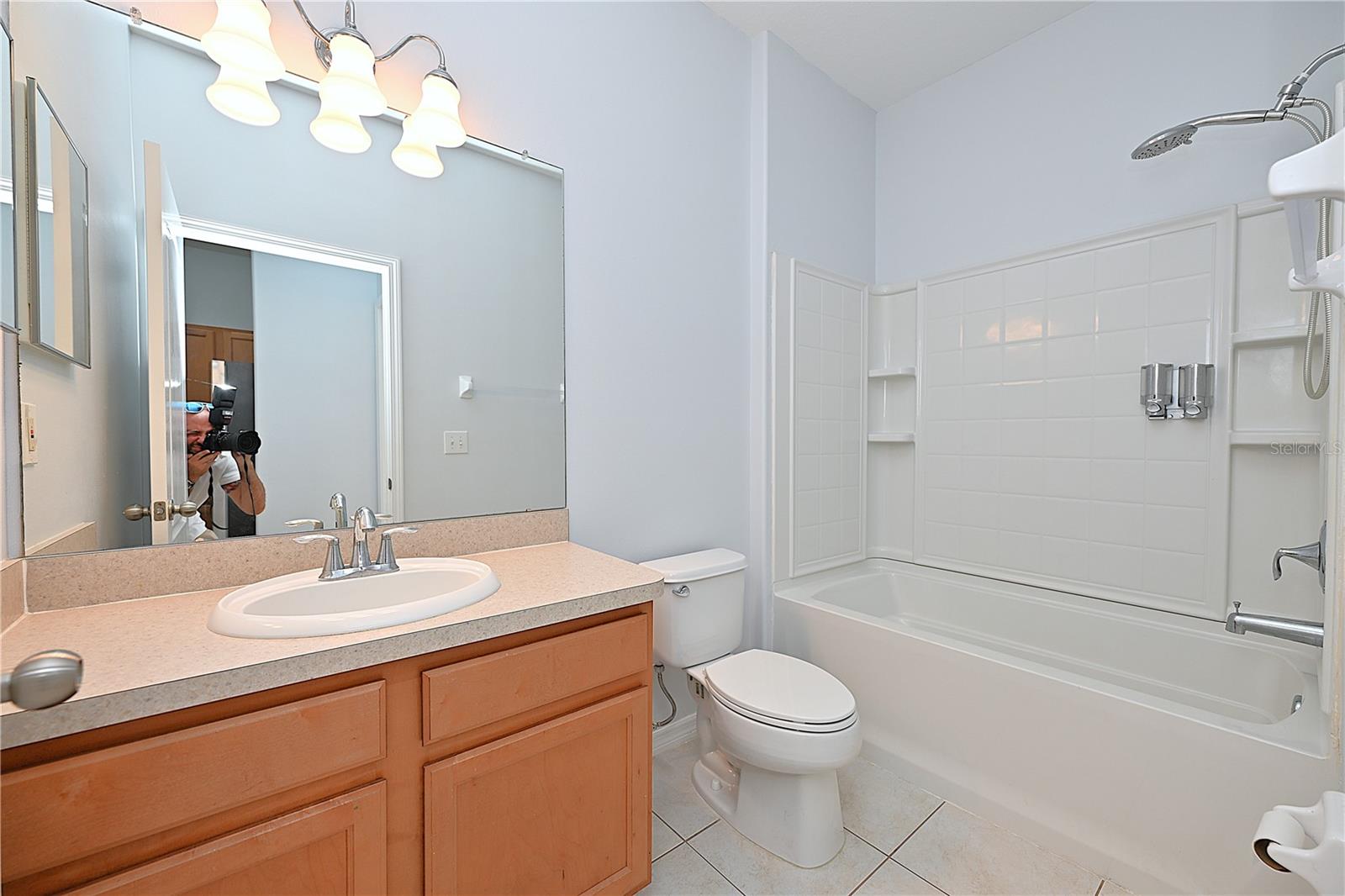 AUTUMNWOOD GROVE - Residential Lease