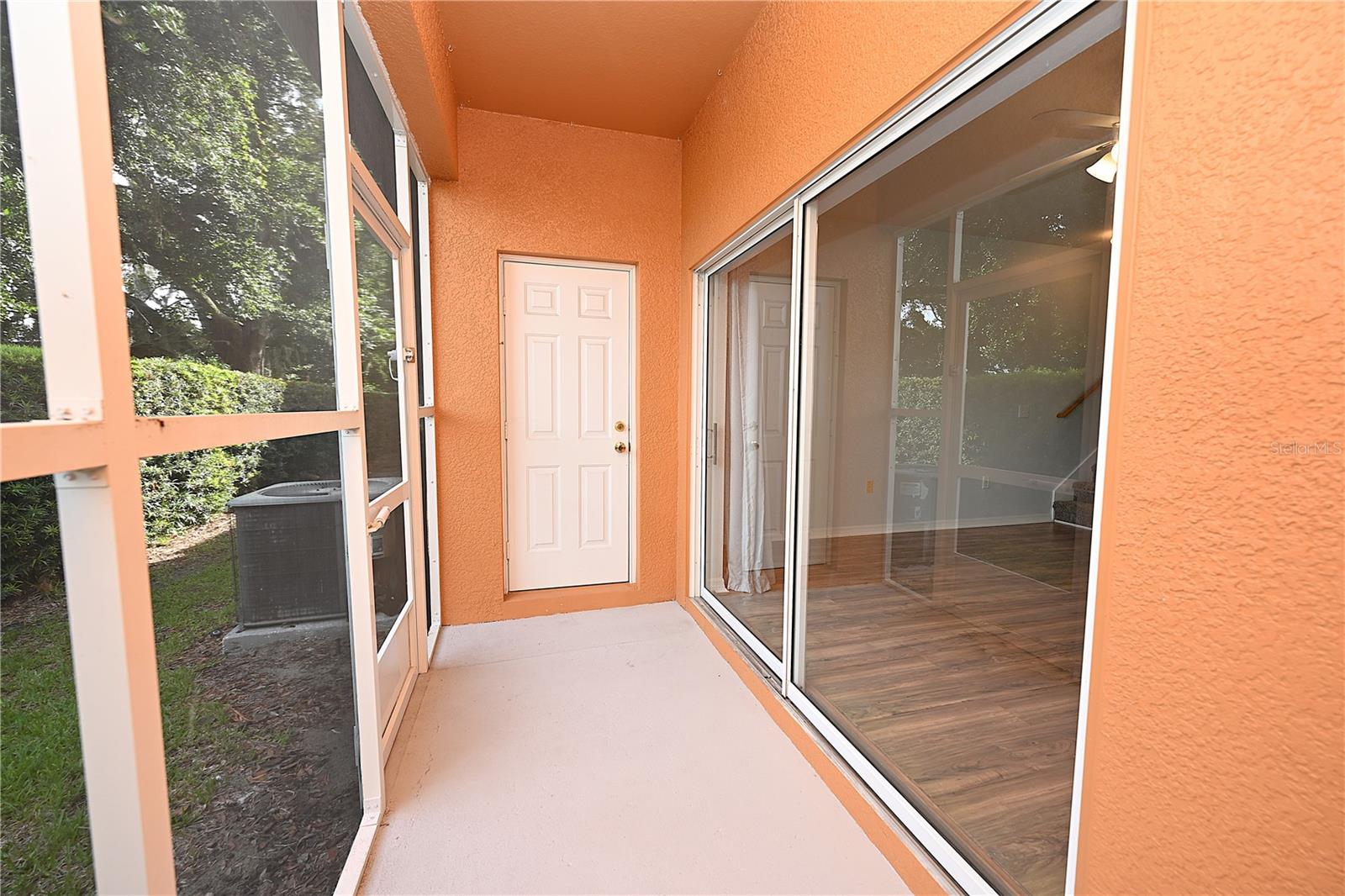 AUTUMNWOOD GROVE - Residential Lease