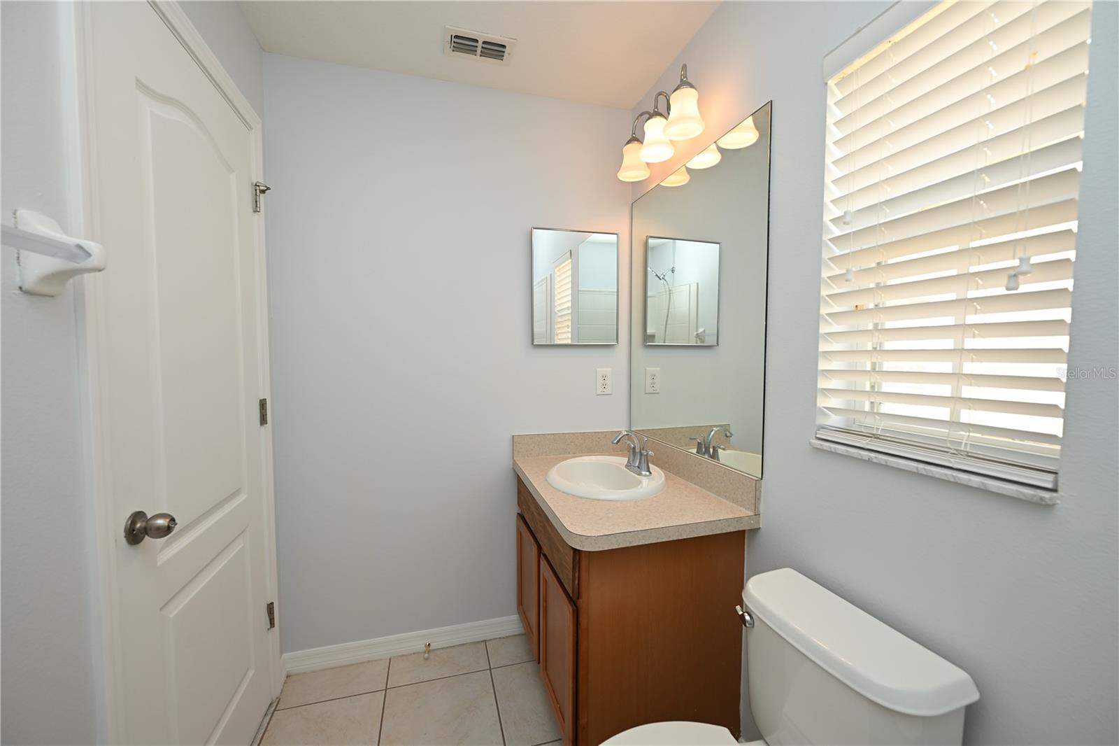 AUTUMNWOOD GROVE - Residential Lease