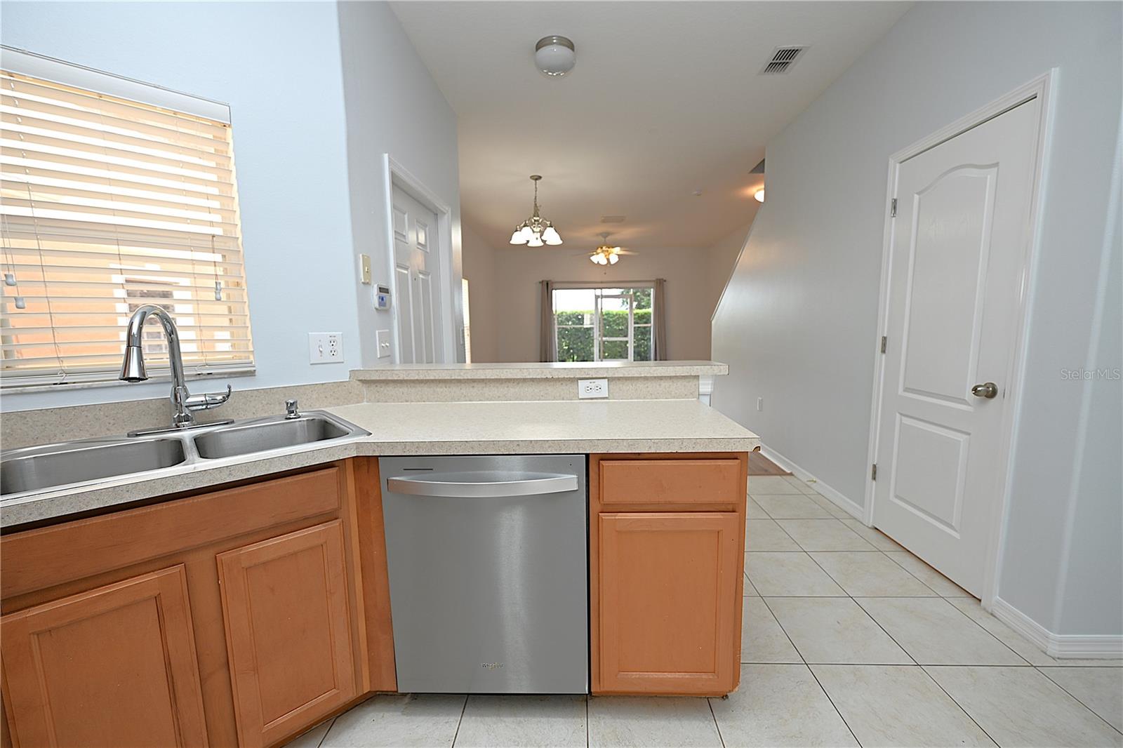 AUTUMNWOOD GROVE - Residential Lease