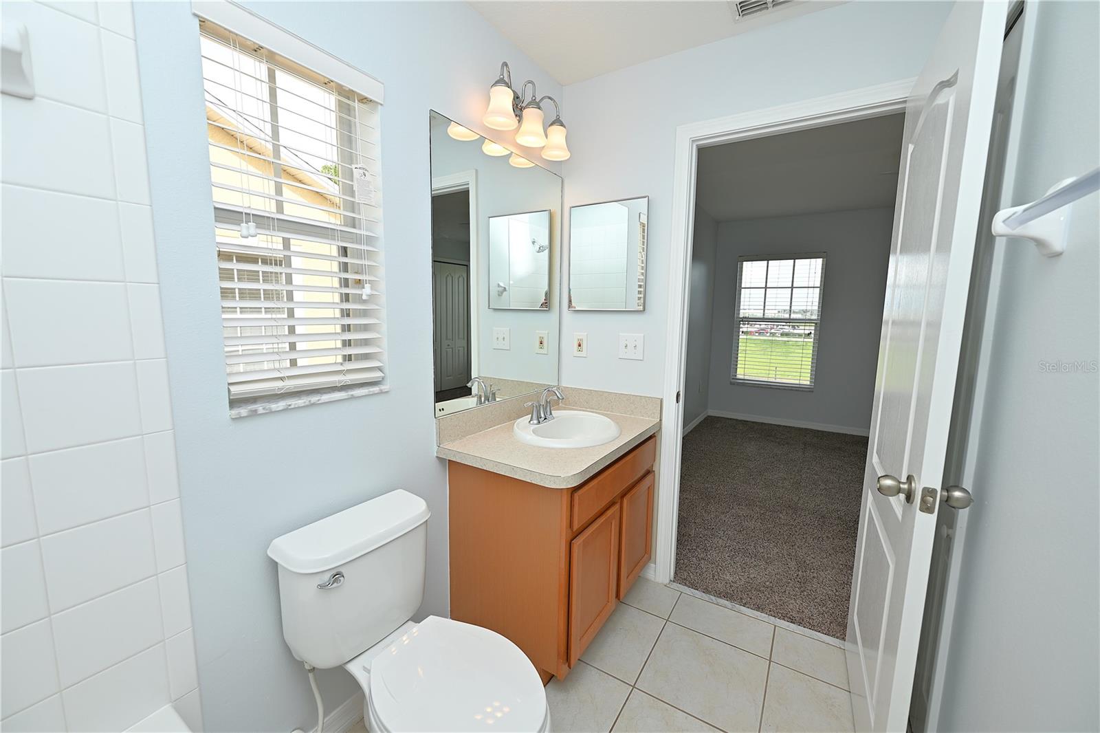 AUTUMNWOOD GROVE - Residential Lease