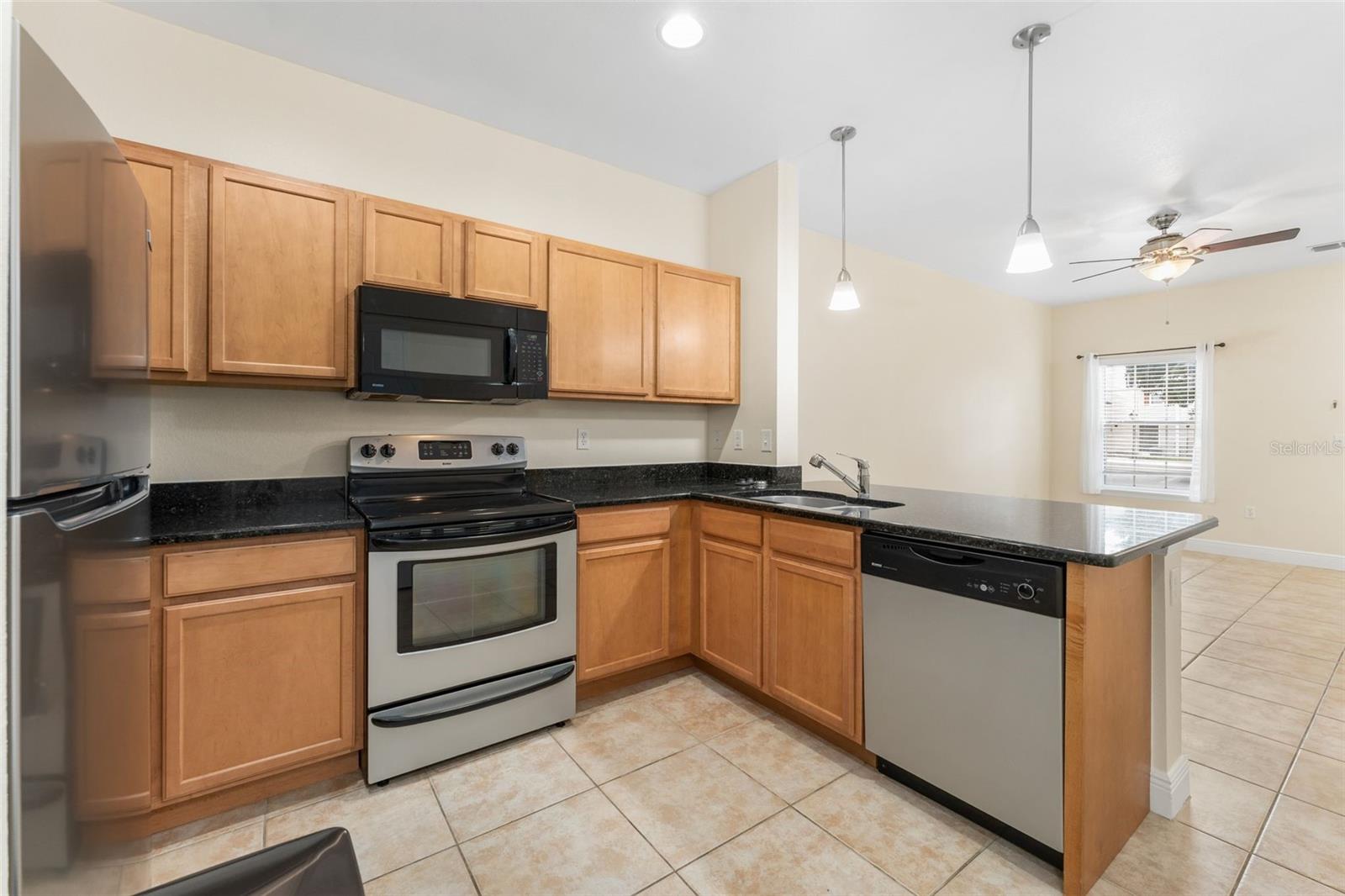 CHASE HOLLOW LLC PH 3 - Residential