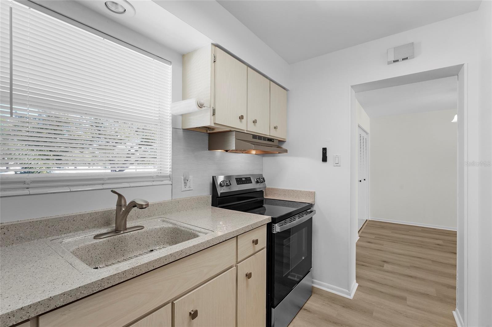 STRATHMORE VILLAGE GREEN - Residential