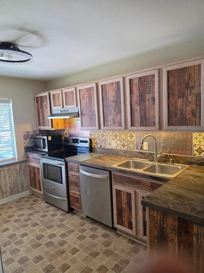 GALLERY AT RIDGEWOOD LAKES CONDO - Residential