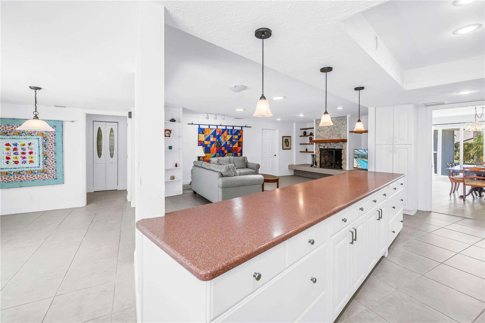FEATHER SOUND - Residential