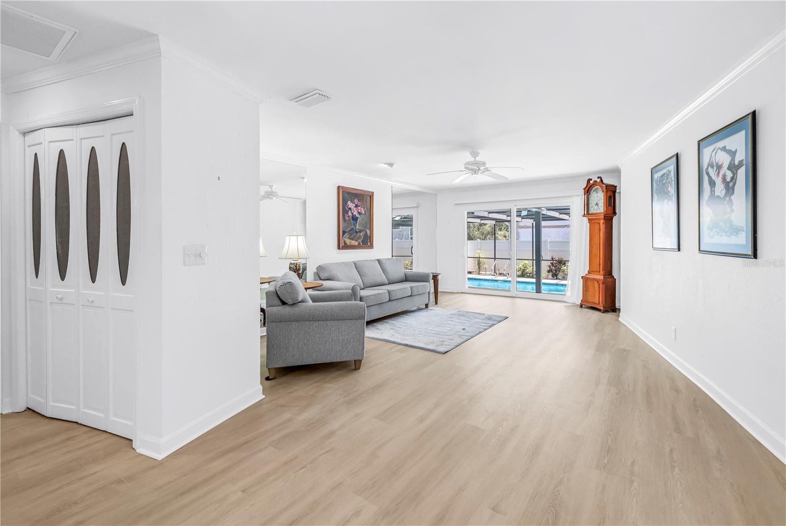 FEATHER SOUND - Residential