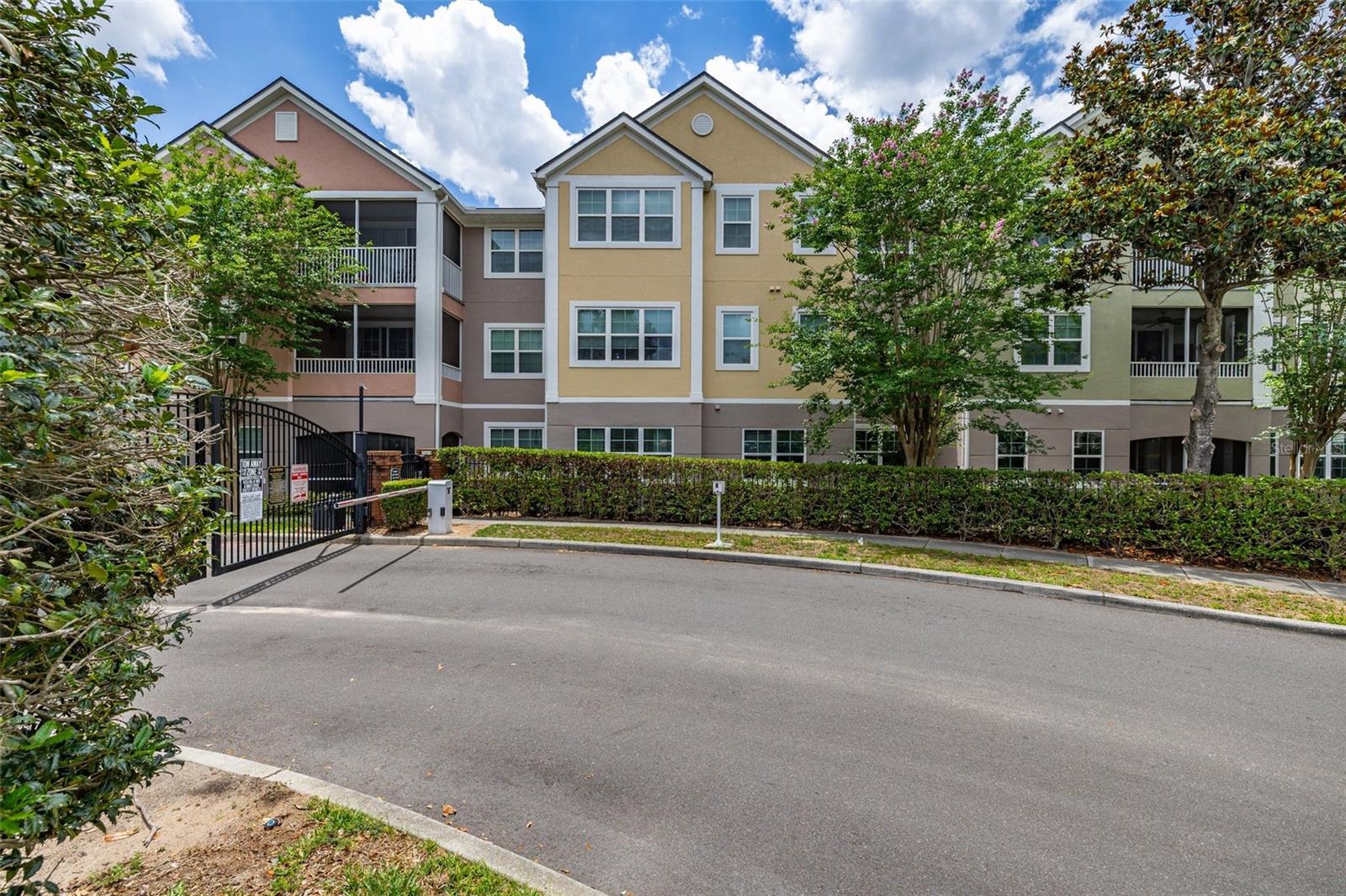 HAMPTONS/METROWEST - Residential