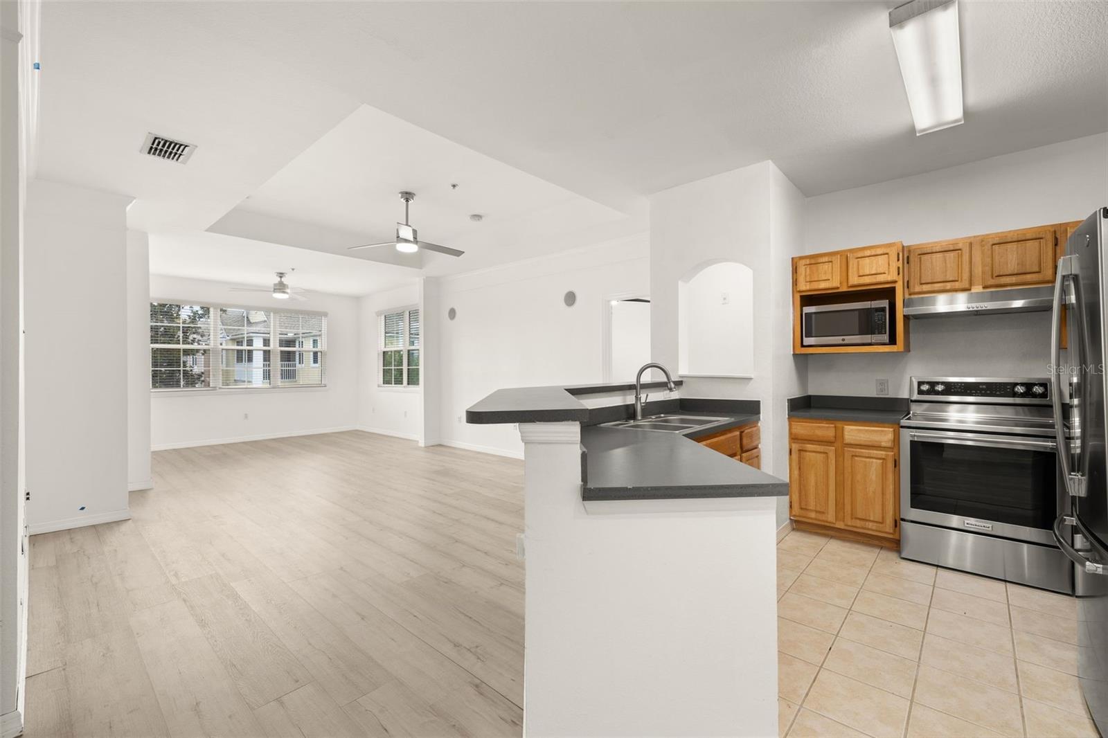 HAMPTONS/METROWEST - Residential