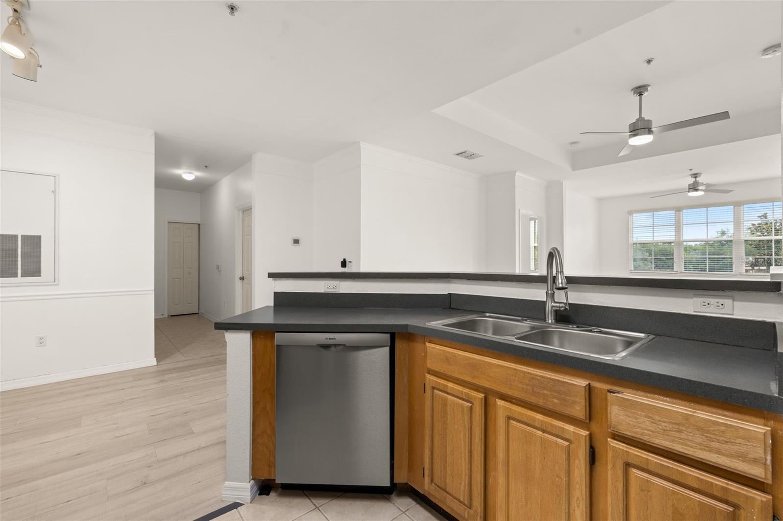 HAMPTONS/METROWEST - Residential