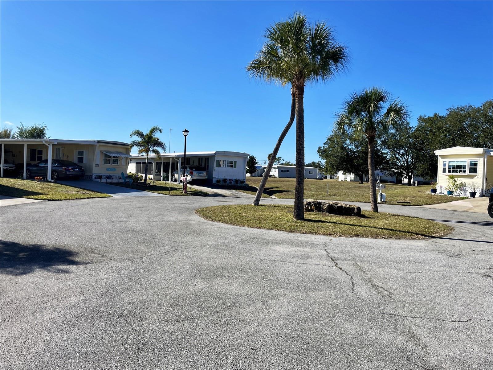 HOLIDAY PARK - Residential
