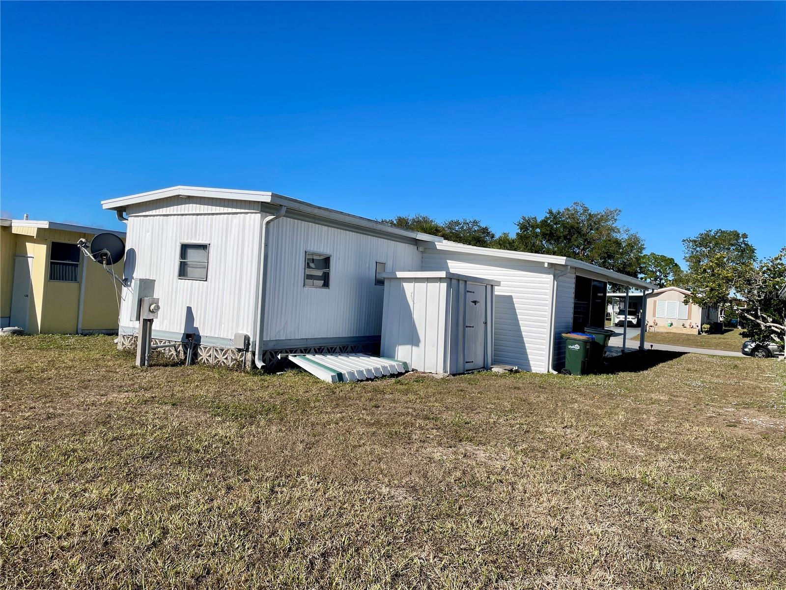 HOLIDAY PARK - Residential
