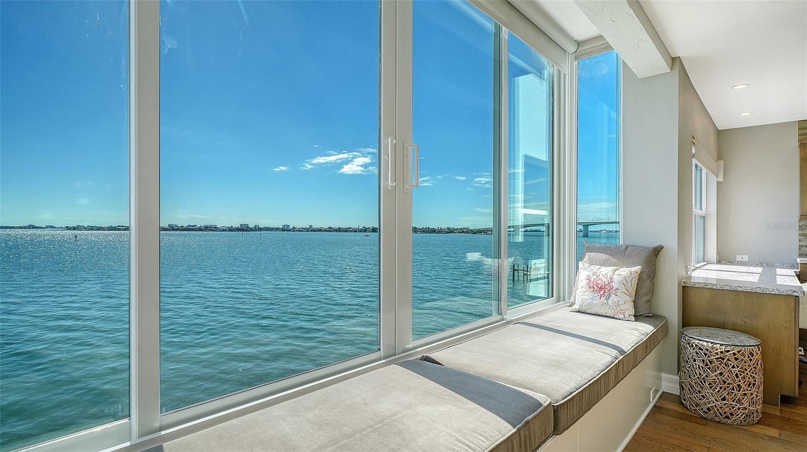 HARBOR HOUSE SOUTH - Residential