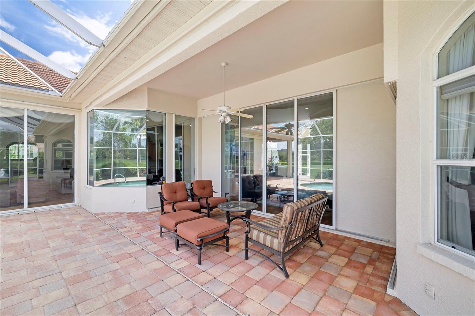 LAUREL OAK ESTATES SEC 09 - Residential