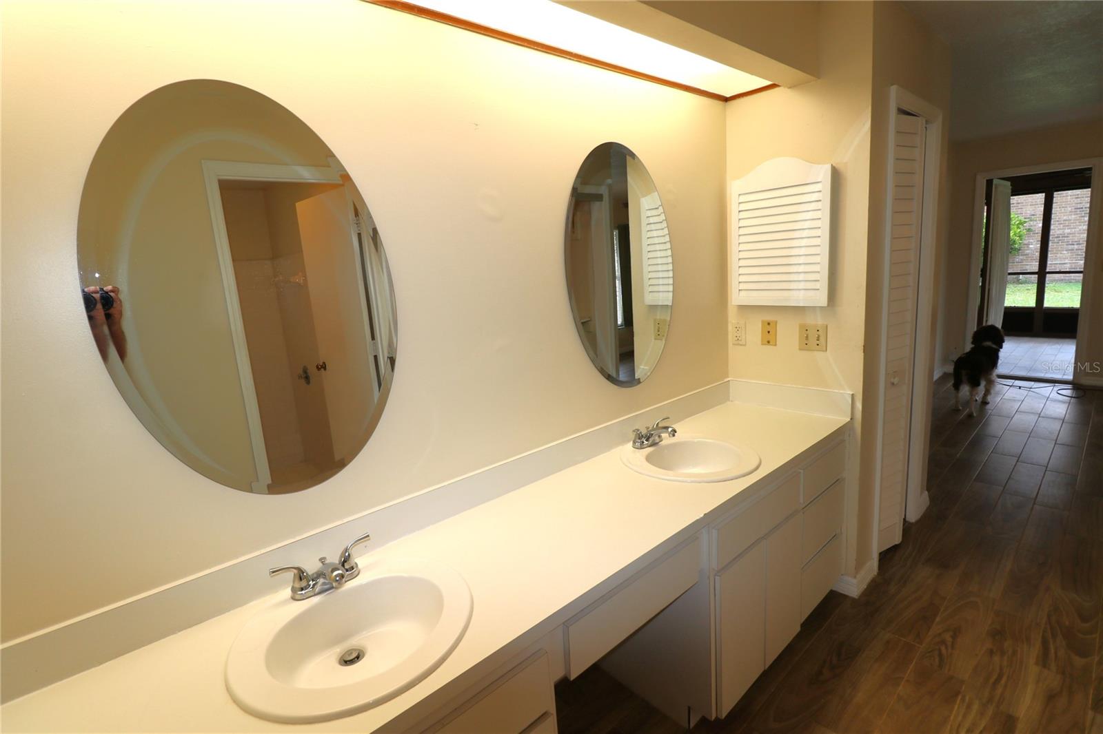 WOODFIELD VILLAGE UNIT 3 - Residential