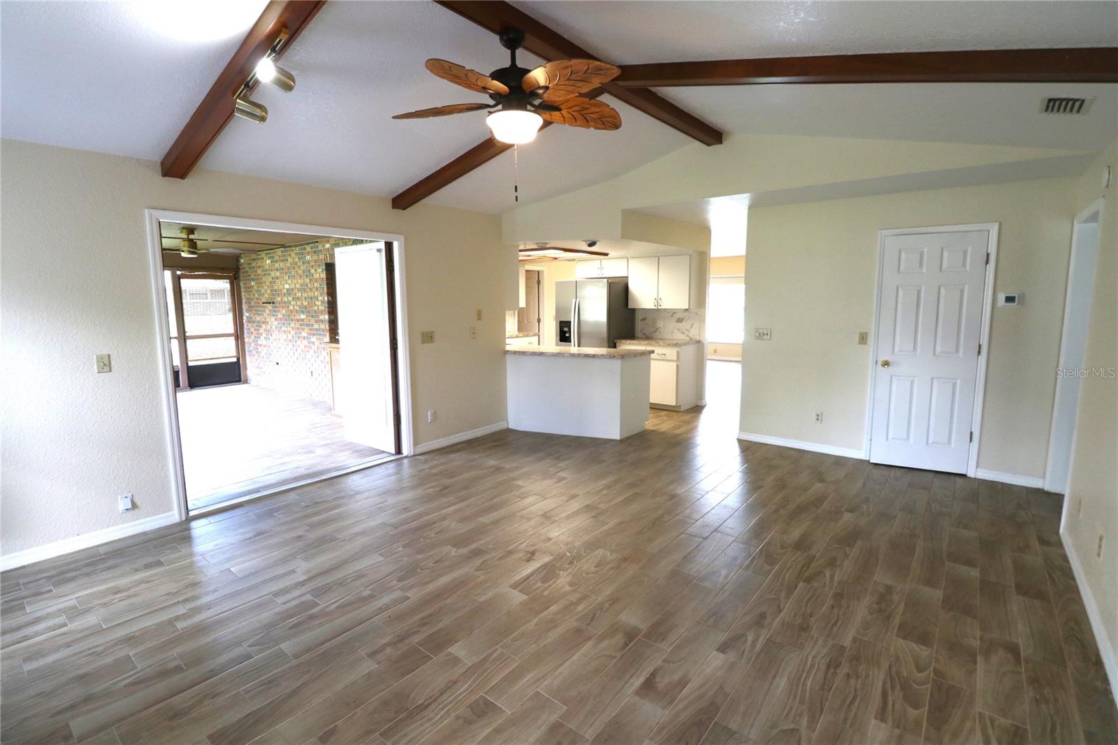 WOODFIELD VILLAGE UNIT 3 - Residential