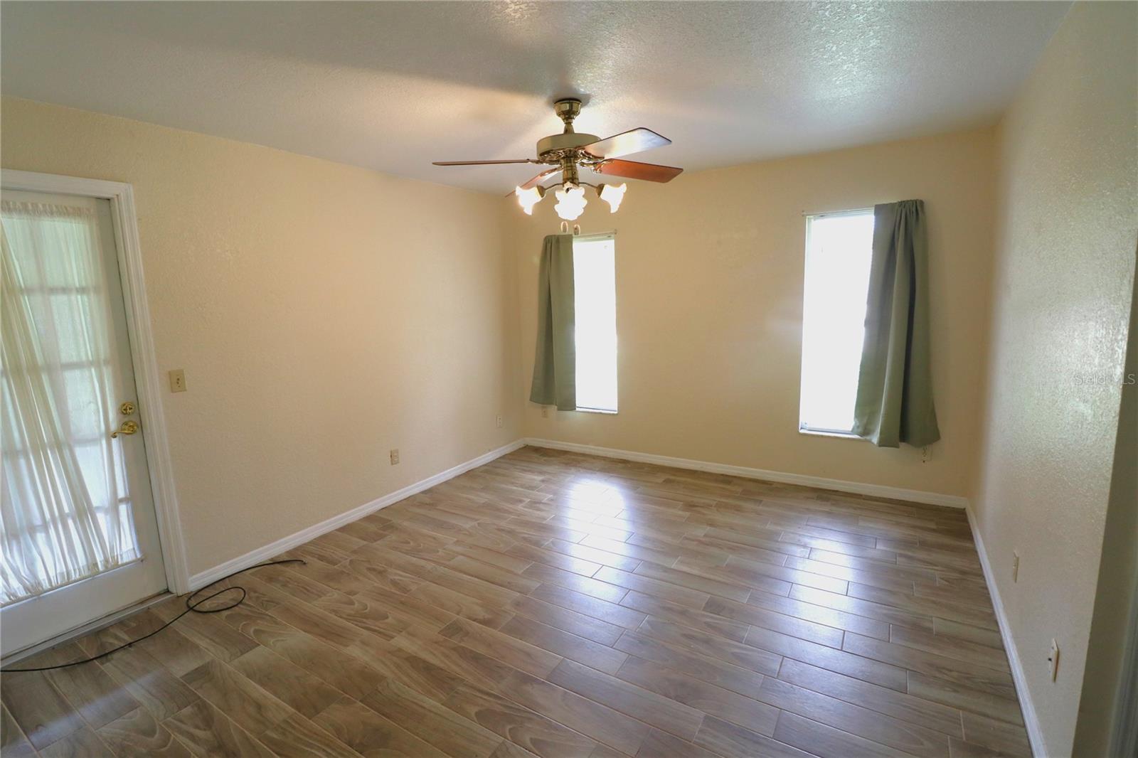 WOODFIELD VILLAGE UNIT 3 - Residential
