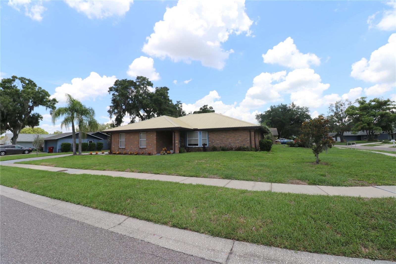 WOODFIELD VILLAGE UNIT 3 - Residential