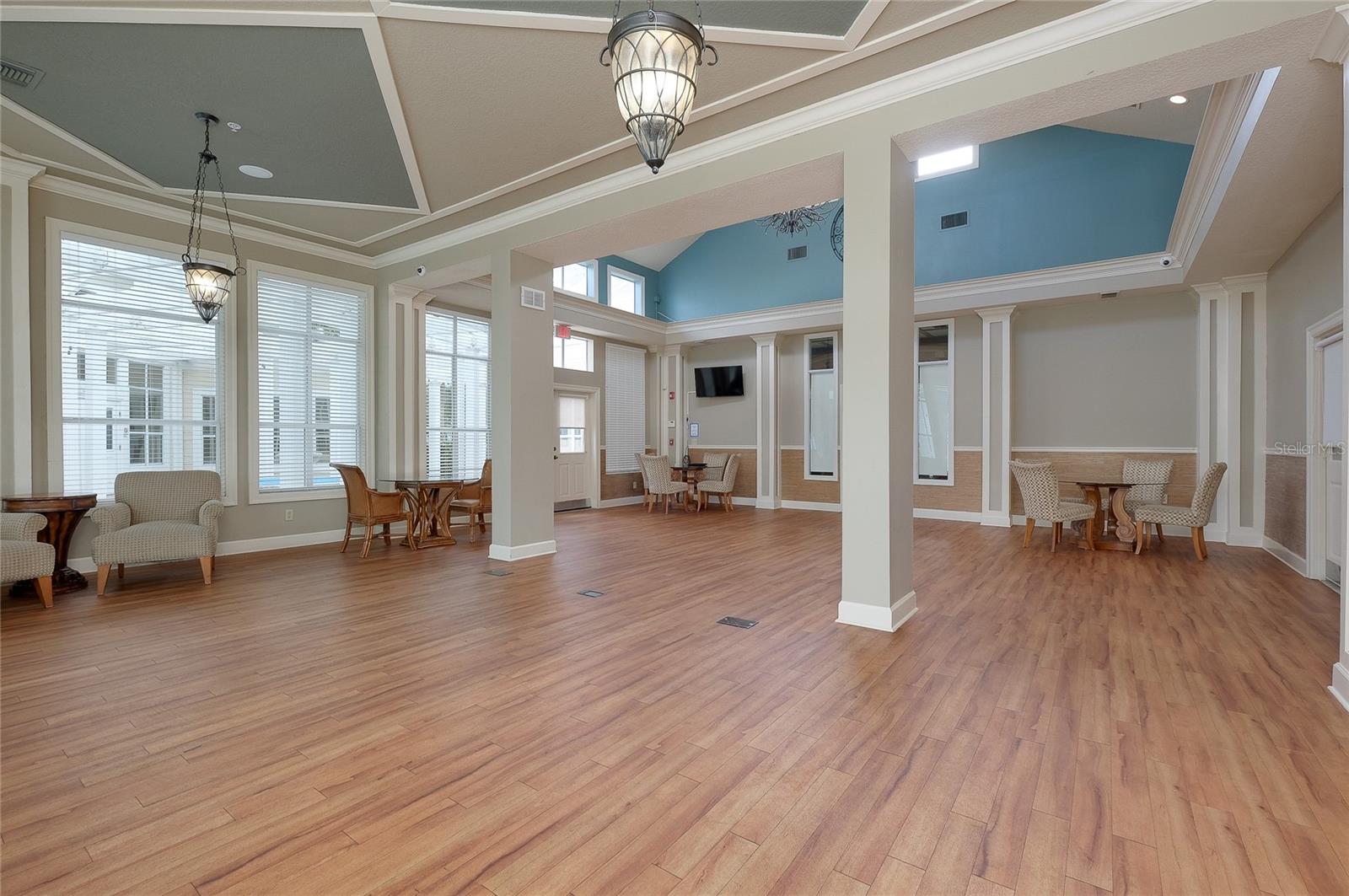 THE PALMS OF CORTEZ - Residential