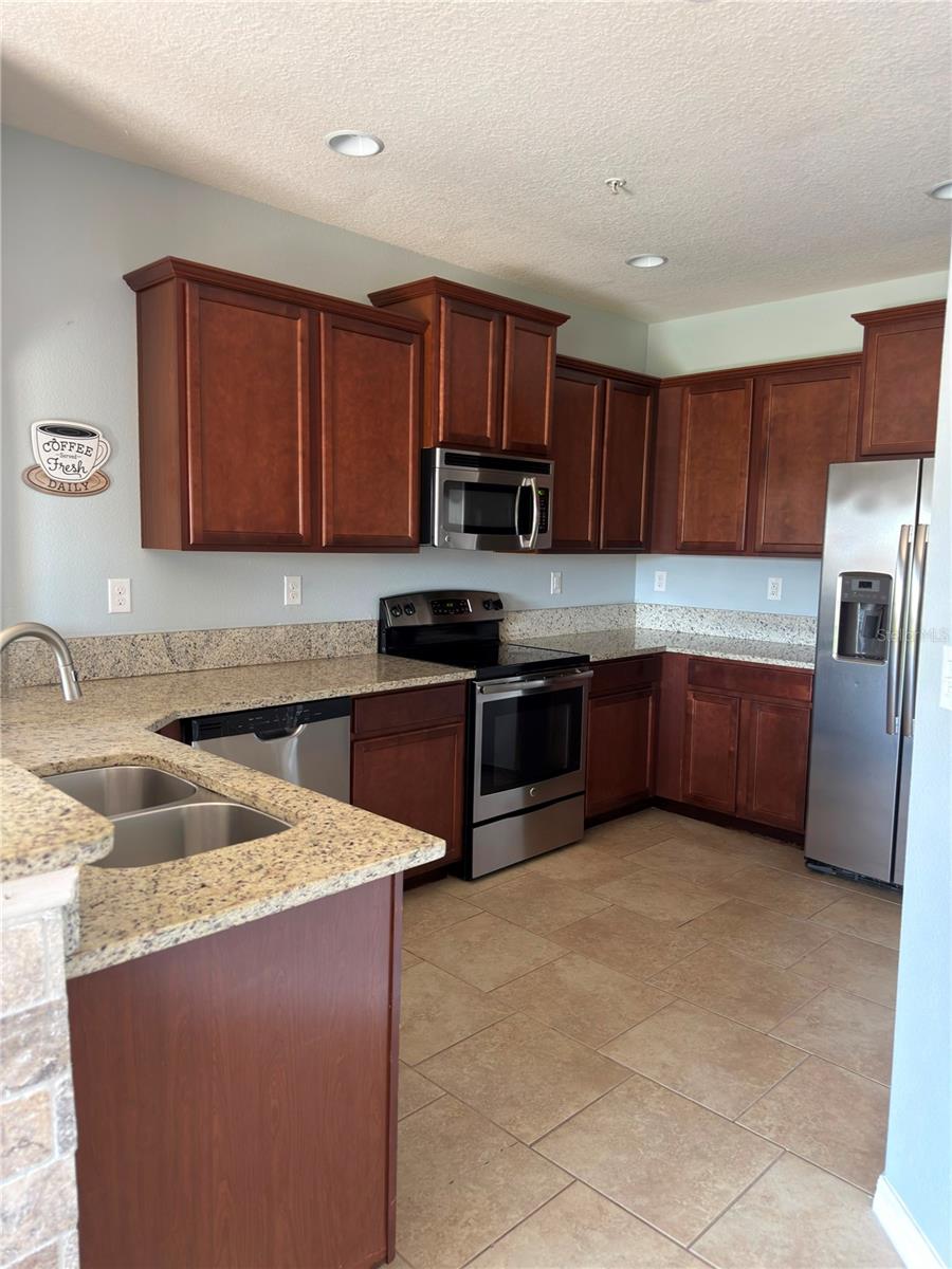 JEFFERSON GREEN AT ANTHEM PARK CONDO PH 2 - Residential