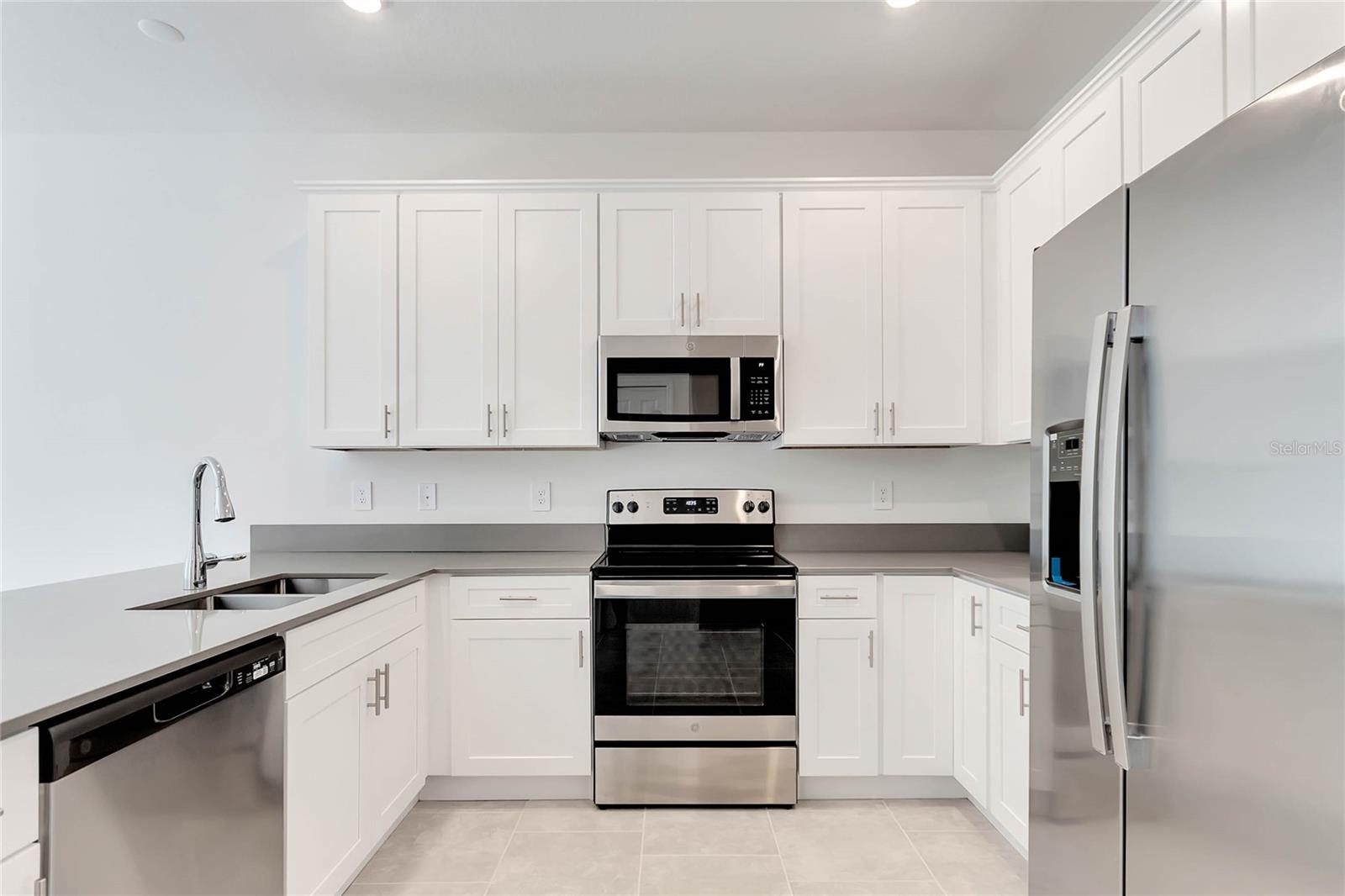 LAKE WILSON RESERVE - Residential Lease